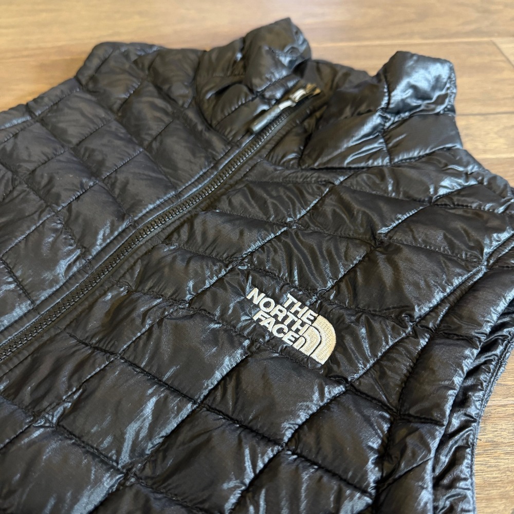 The North Face ThermoBall Vest Womens Small Black Quilted Puffer Full Zip - Picture 3 of 8